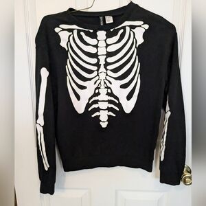 Black Skeleton Print Sweatshirt